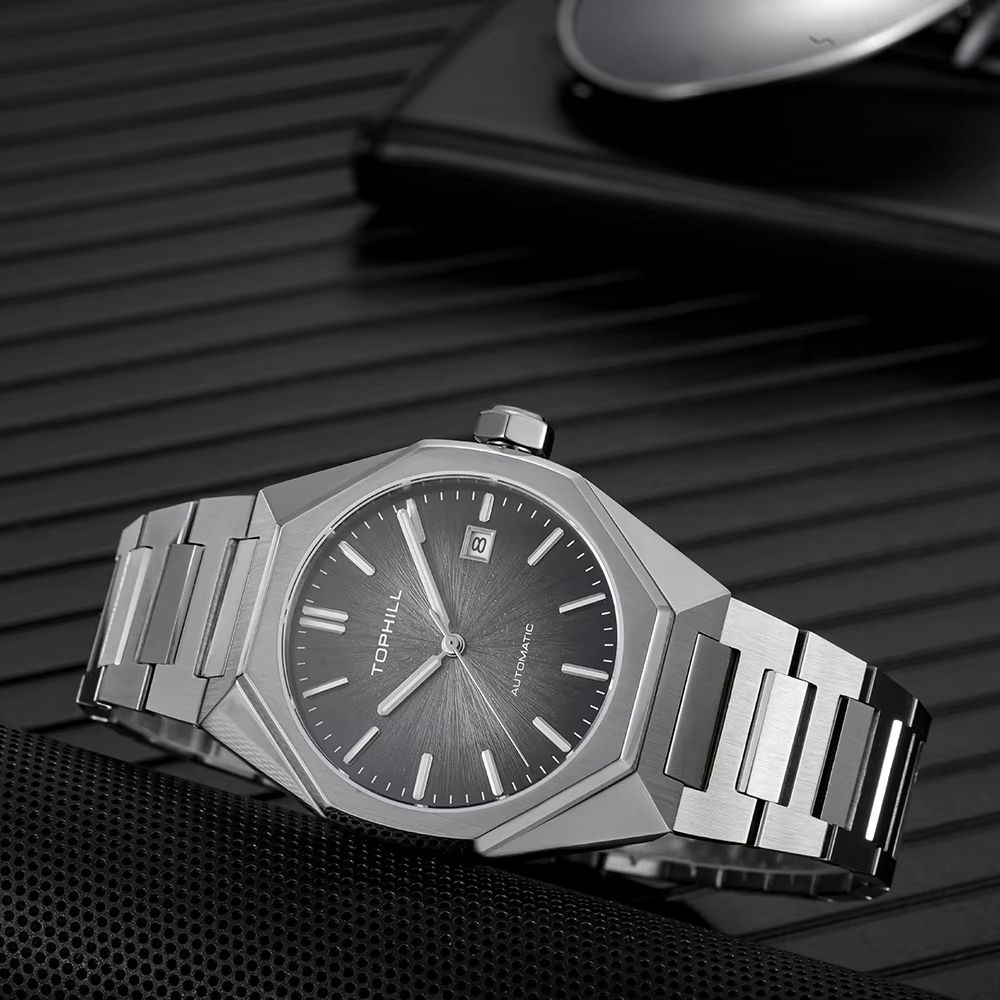 TOPHILL 39mm Miyota 8215 Mecha - đánh giá và giá Butterfly Clasp Deployant