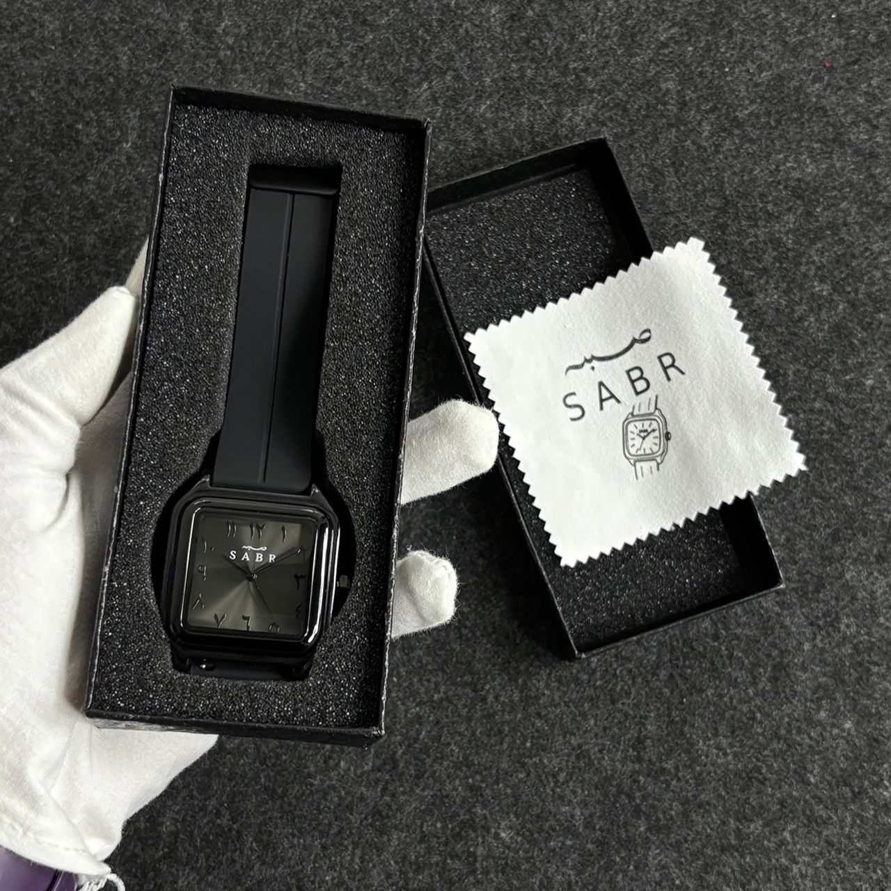 SABR Arabic Numeral Watch Men  - đánh giá và giá Cartier Watch Santos